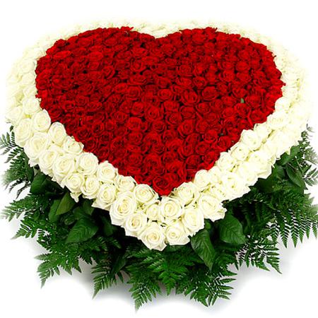Корзина из 301 розы «Символ нашей любви»