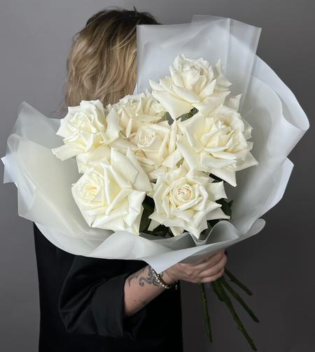 Букет из 7 белых французских роз